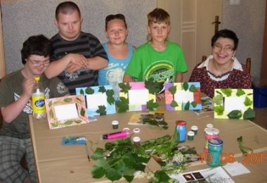 Warsztaty plastyczne „Podarunek dla Taty”